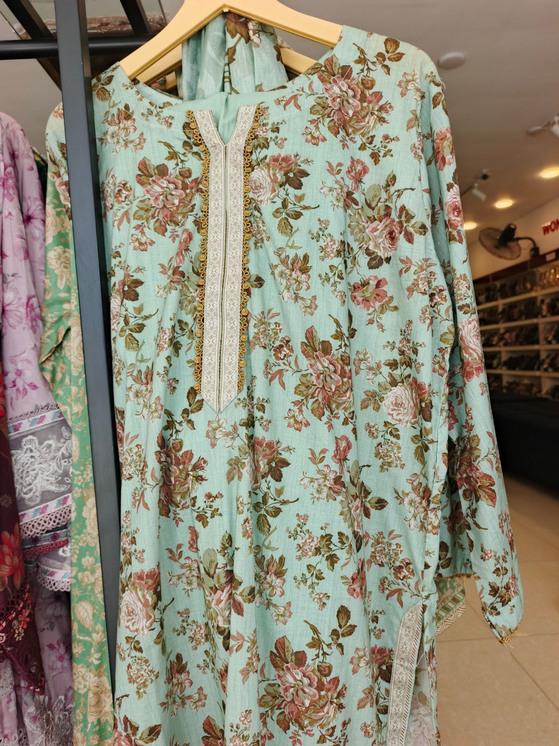 Mint Floral Garden 3-Piece Lawn Suit | W3 three-piece lawn suit