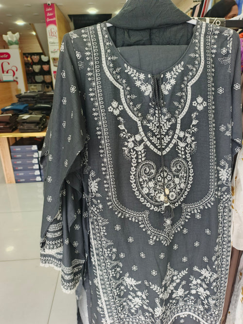 Charcoal Embroidered 3-Piece Lawn Suit | W3 three-piece lawn suit
