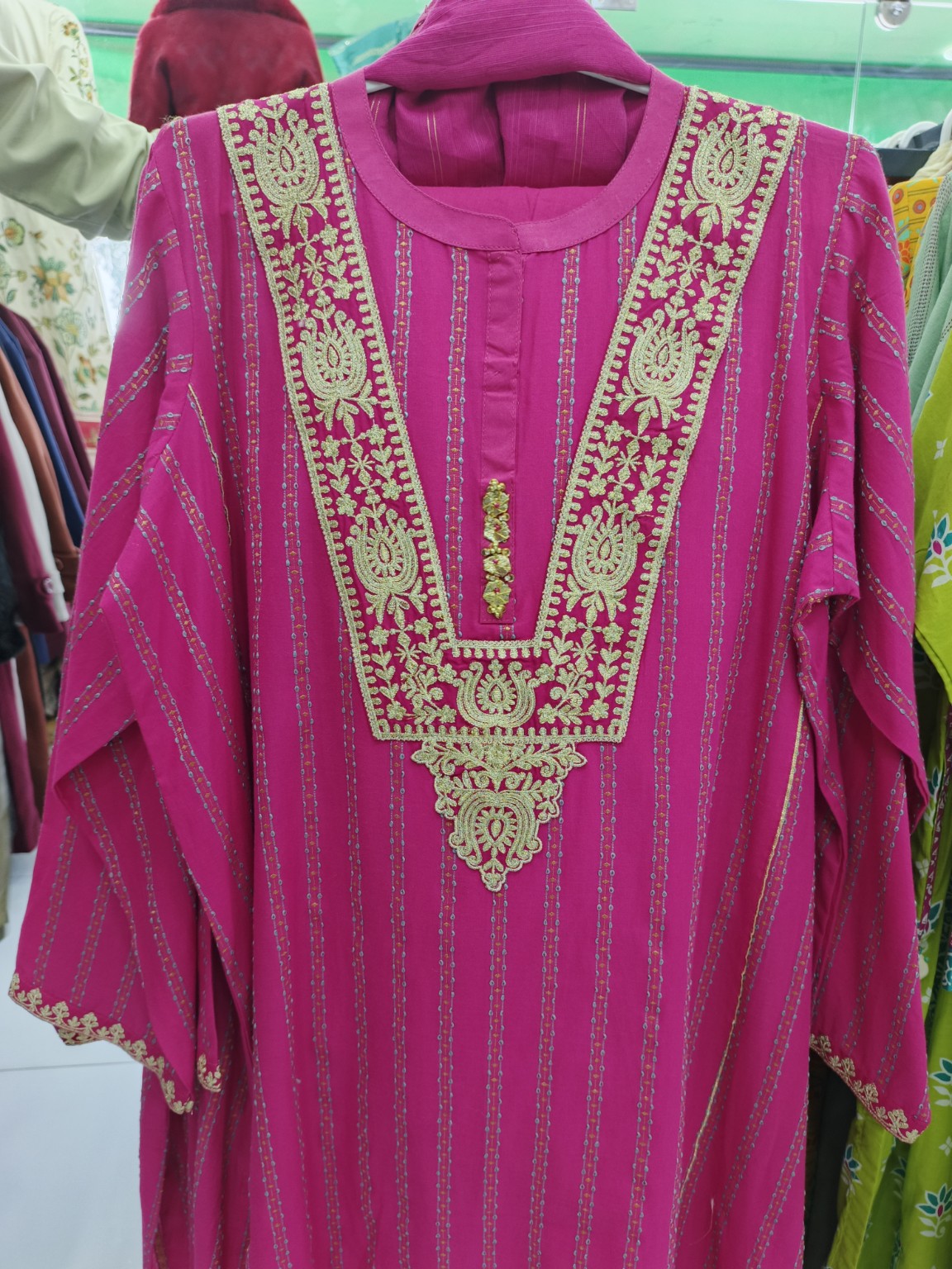 Fuchsia Royal Embroidered 3-Piece Lawn Suit | W3 three-piece lawn suit